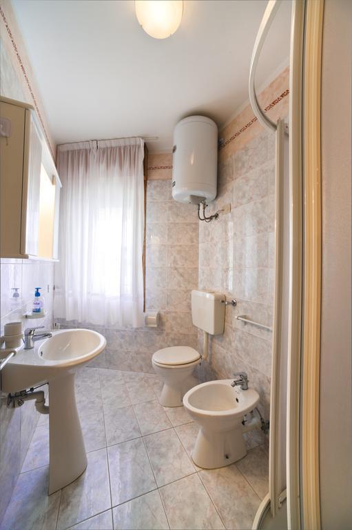 Residence Miriam 2 Bibione Szoba fotó